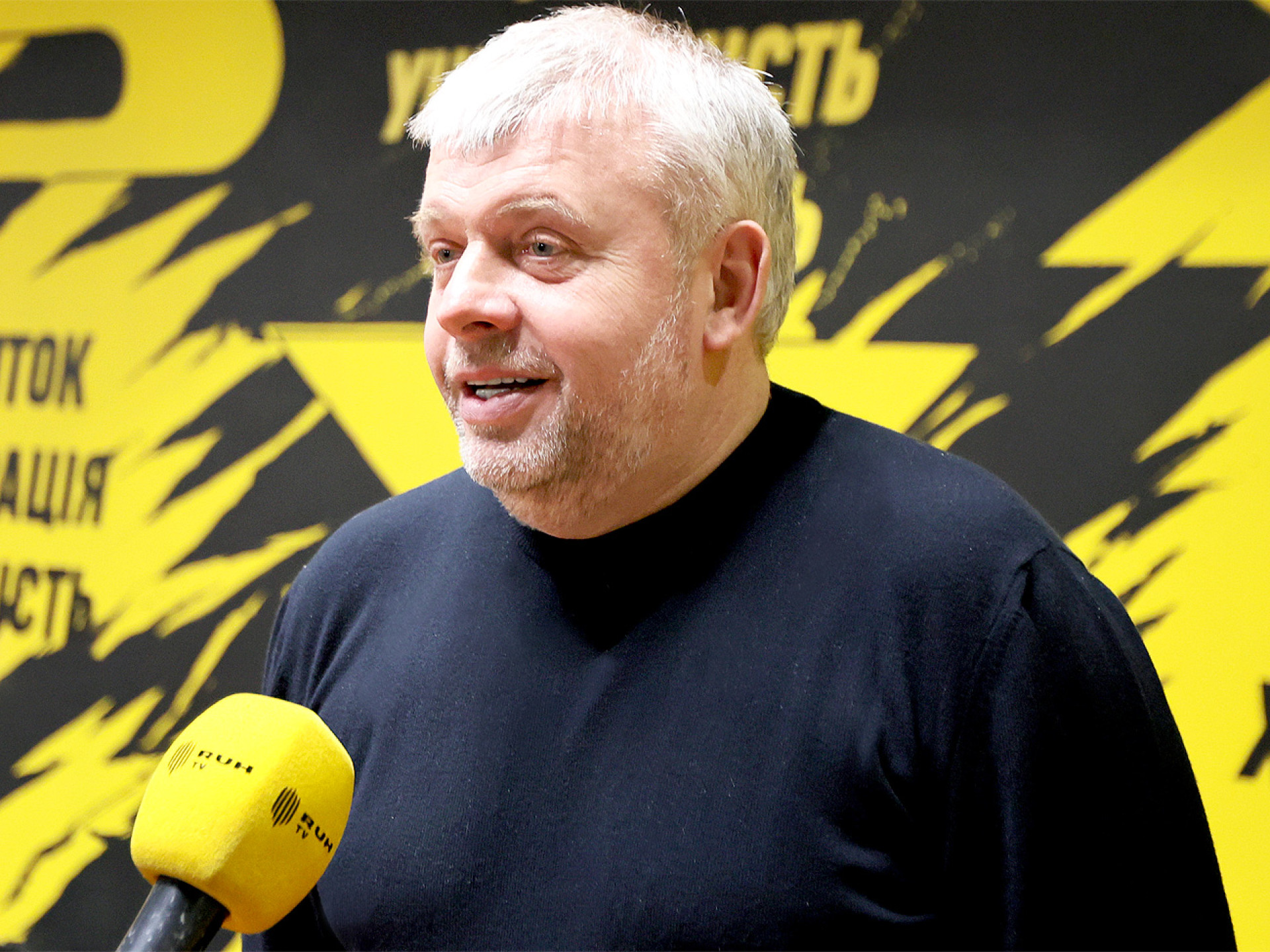 Тріумф юних талантів: Козловський вітає чемпіонів Академії “Руху” U-15 з перемогою у Зимовому кубку ДЮФЛ